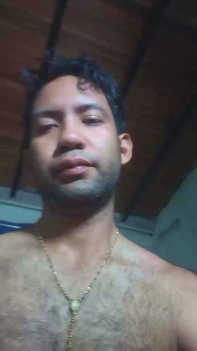 aly_pig_hot live cam on Cam4