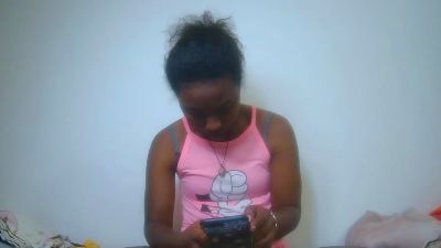 alya_fun live cam on Cam4