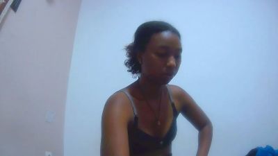 alya_fun live cam on Cam4