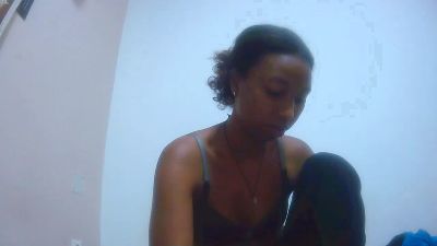alya_fun live cam on Cam4