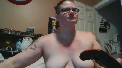 alyoops1 live cam on Cam4