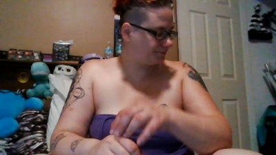 alyoops1 live cam on Cam4