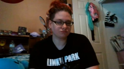 alyoops1 live cam on Cam4