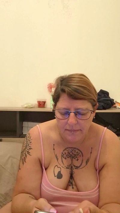 alyssa_lovee live cam on Cam4