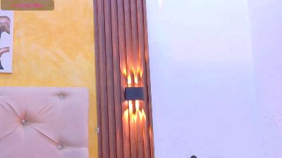 amabel_zambrano live cam on Cam4