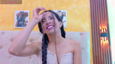 amabel_zambrano live cam on Cam4