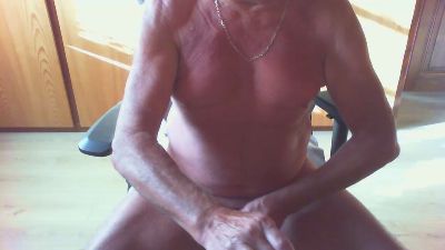 amadeus741 live cam on Cam4