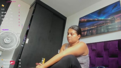 amateur_horny live cam on Cam4