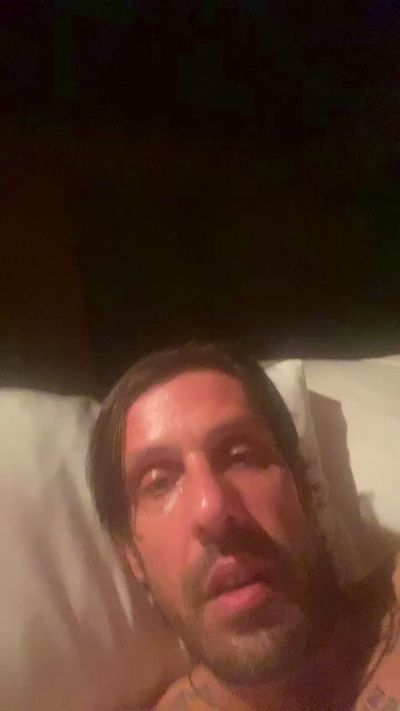 ambro4 live cam on Cam4