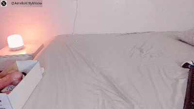 amelia75 live cam on Cam4