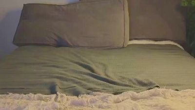 ameliamelly live cam on Cam4