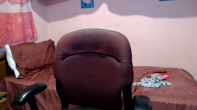 ameliejol1 live cam on Cam4