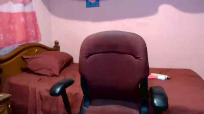 ameliejol1 live cam on Cam4