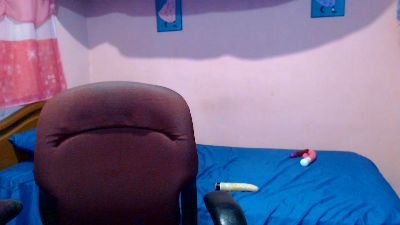 ameliejol1 live cam on Cam4