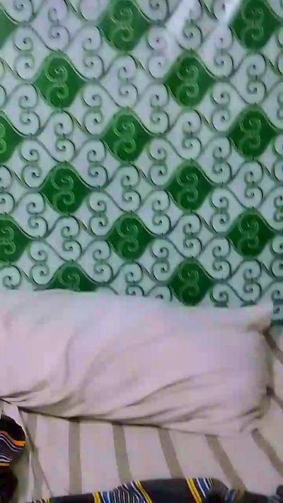 ameline1 live cam on Cam4