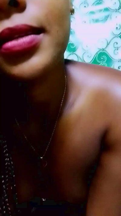 ameline1 live cam on Cam4