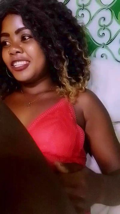 ameline1 live cam on Cam4