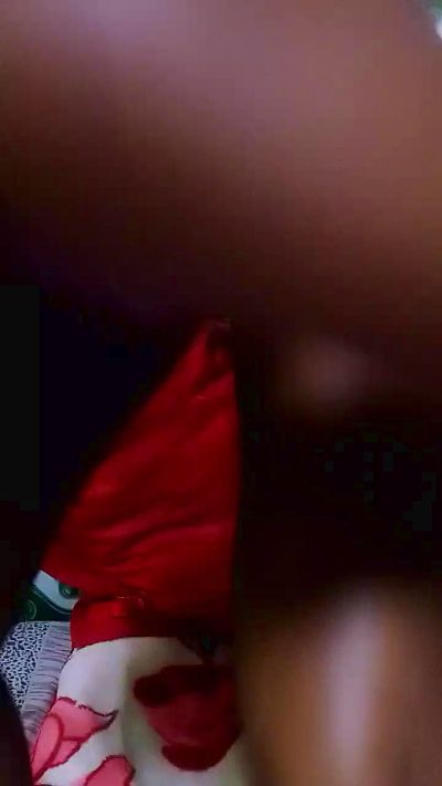 ameline1 live cam on Cam4