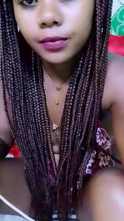 ameline1 live cam on Cam4