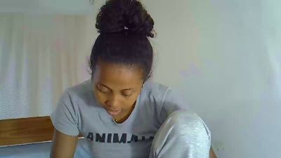 amichou5 live cam on Cam4