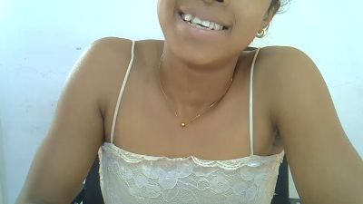 amichou5 live cam on Cam4