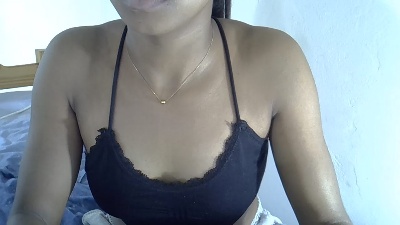 amichou5 live cam on Cam4