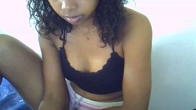amichou5 live cam on Cam4