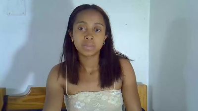 amichou5 live cam on Cam4