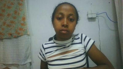 amichou5 live cam on Cam4