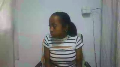 amichou5 live cam on Cam4