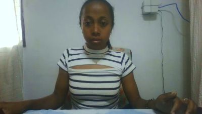 amichou5 live cam on Cam4