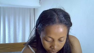amichou5 live cam on Cam4