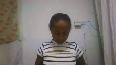 amichou5 live cam on Cam4
