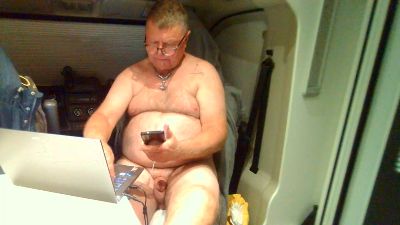 amigo3334 live cam on Cam4