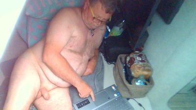 amigo3334 live cam on Cam4