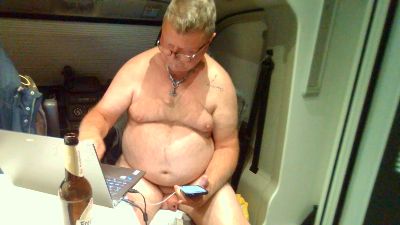 amigo3334 live cam on Cam4