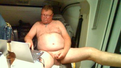 amigo3334 live cam on Cam4