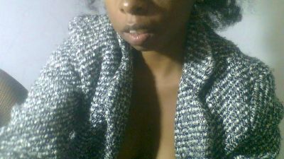 aminahot1 live cam on Cam4