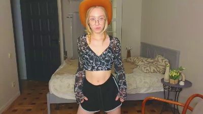 amiramoral live cam on Cam4