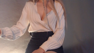 amnesiahgarden live cam on Cam4