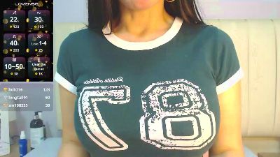 amy_le1 live cam on Cam4