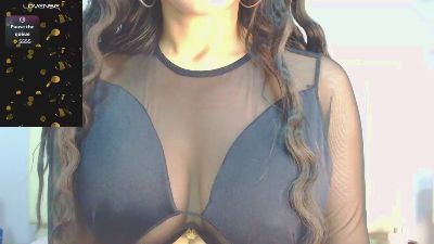 amy_le1 live cam on Cam4