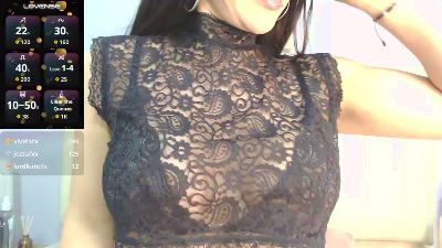 amy_le1 live cam on Cam4
