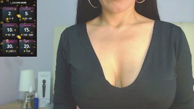 amy_le1 live cam on Cam4
