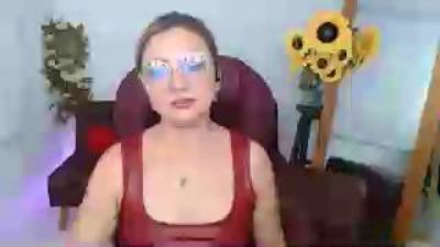 ana_milf live cam on Cam4