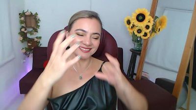 ana_milf live cam on Cam4