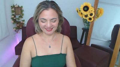 ana_milf live cam on Cam4