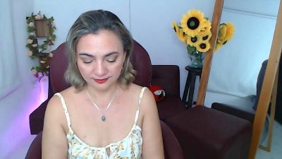 ana_milf live cam on Cam4