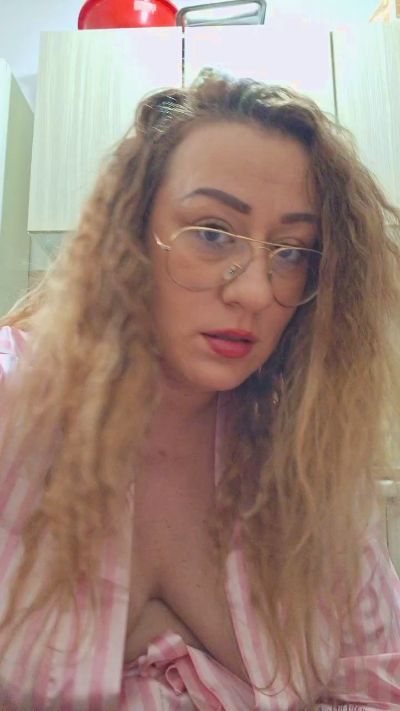 anabel39 live cam on Cam4