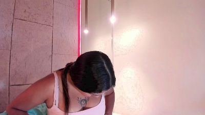 anaelle_bardinn live cam on Cam4